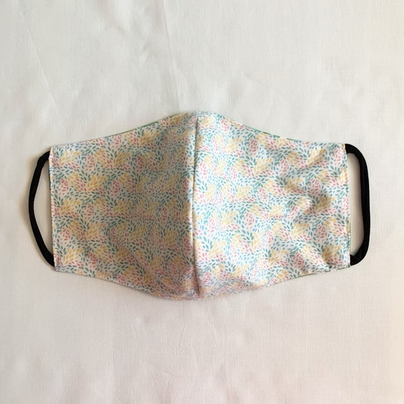 White Spotted Reusable Cloth Face Mask - Picture 1 of 3